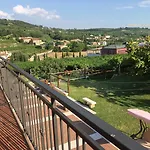 La Bella Vigna Couette-café
